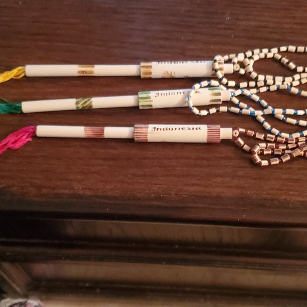 HANDMADE WOODEN PEN NECKLACES